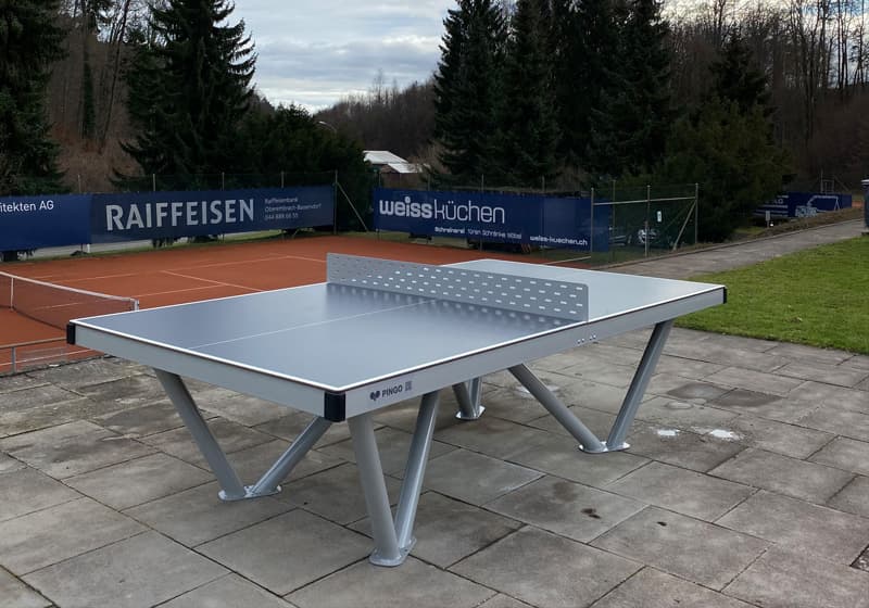 Tennistisch im Tennisclub Bassersdorf