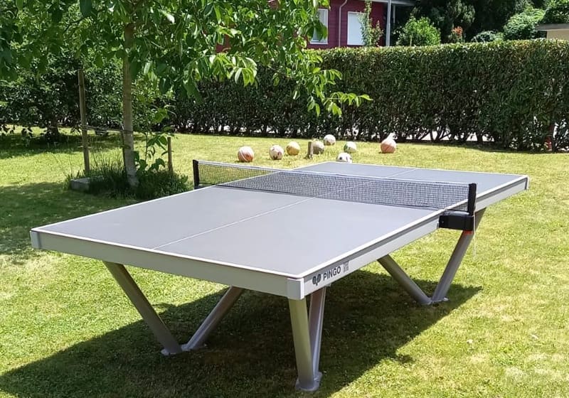 Pingo Outdoor Tischtennistisch bei der Schule Felsberg