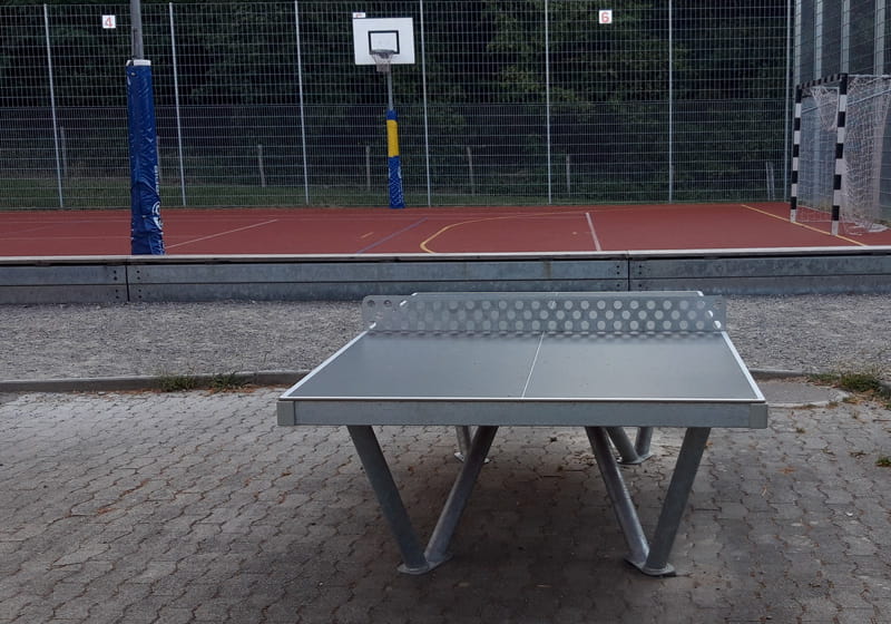Pingo Outdoor Tischtennistisch bei der Schule Steiner in Bern
